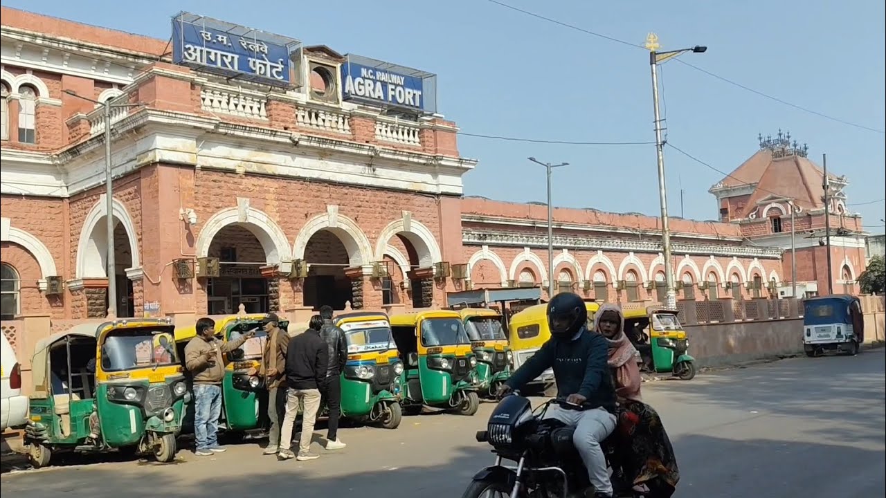 AGRA FORT (First railway station in Agra) 