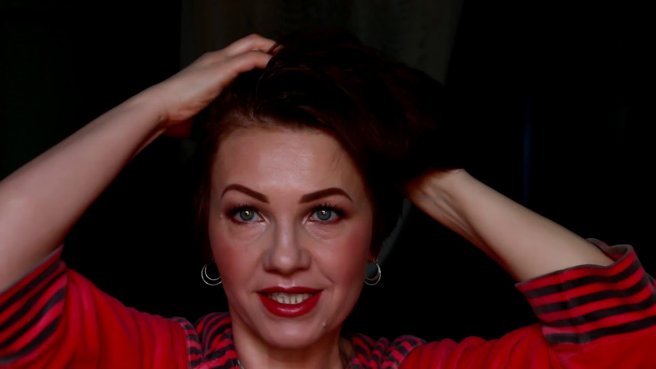 Нанесение Пилинга для кожи головы Nioxin SCALP RENEW Dermabrasion Treatment. Видео снято до нового г