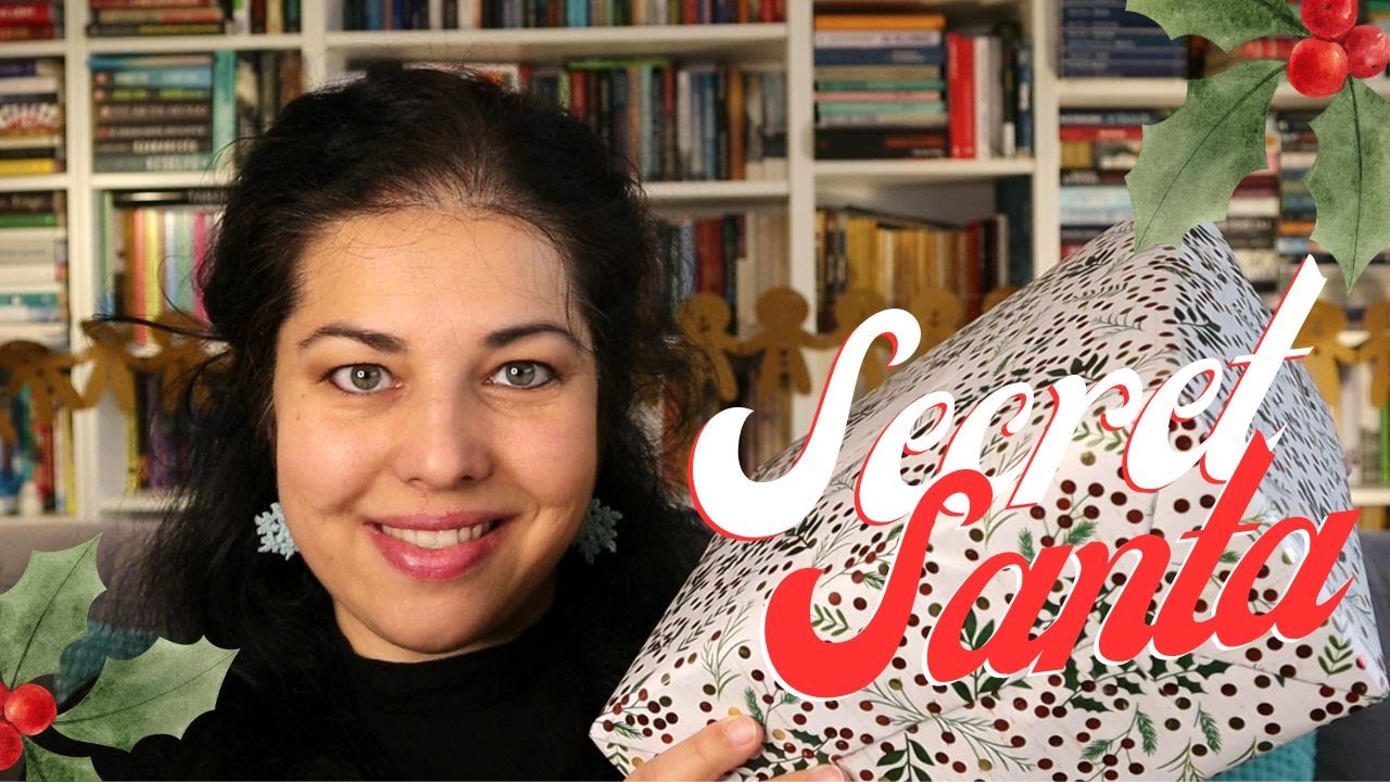 🎅 Booktube Secret Santa csomagbontás 2023 | Mit rejt a karácsonyi ajándék csomag? | Mikulás Unboxing