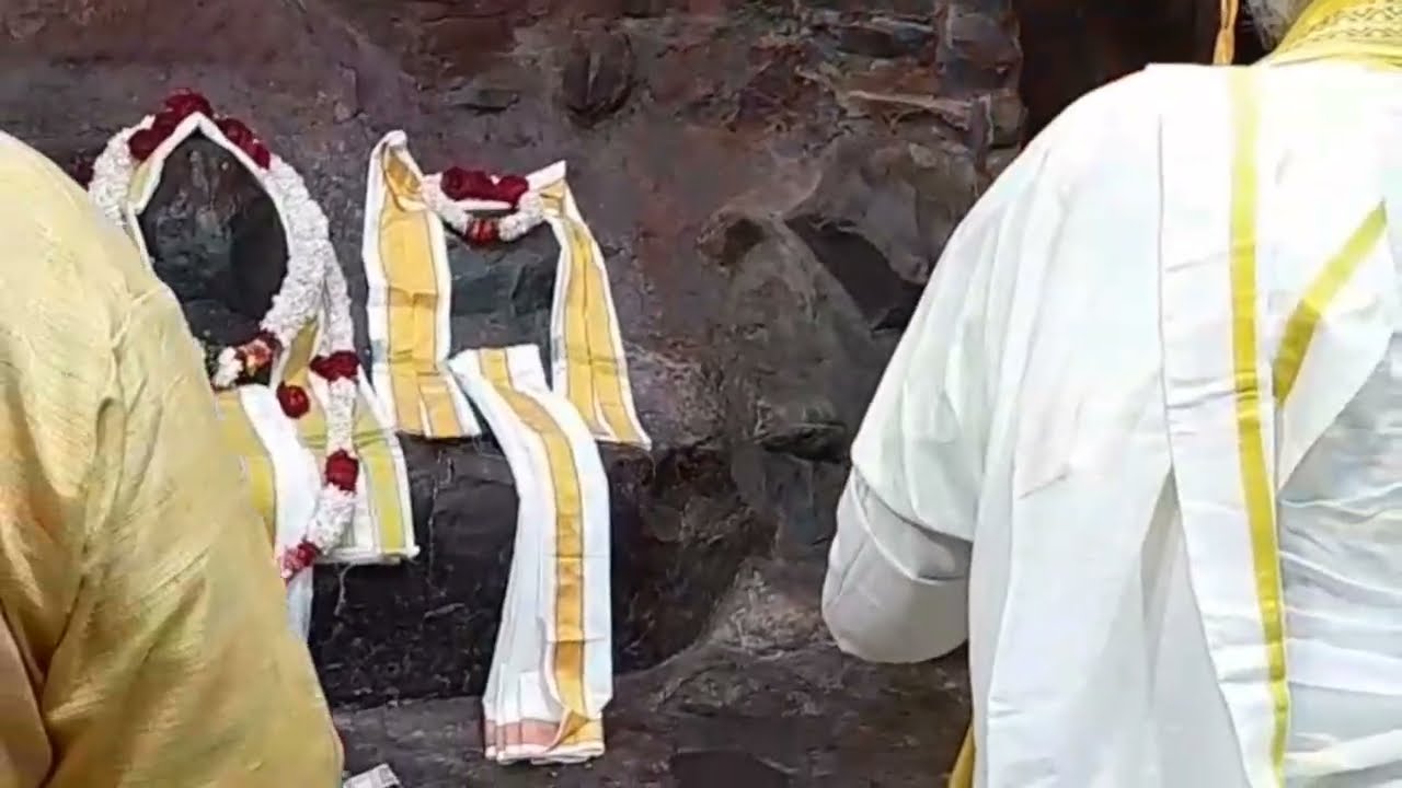6-2-26 | શ્રી ગિરિરાજ દર્શન | श्री गिरिराज जी मुखारविंद जतीपुरा गोवर्धन नाथ के मंगला आरती के दर्शन