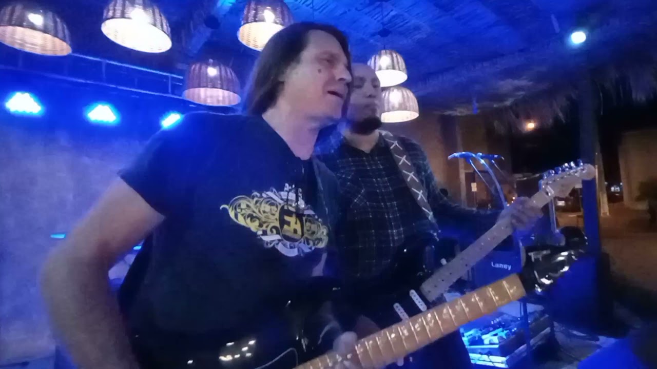 Comfortably Numb (Pink Floyd) - Edu Ardanuy e Banda A Resistência - Imperatriz MA - 03/12/2021