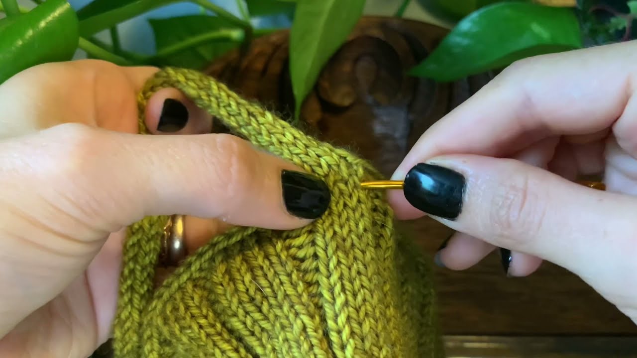 Grafting an I-cord strap to your knitting [TUTORIAL]