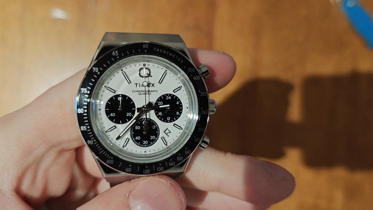 Unboxing of the Timex Q TW2W53300 Q Chronograph. 