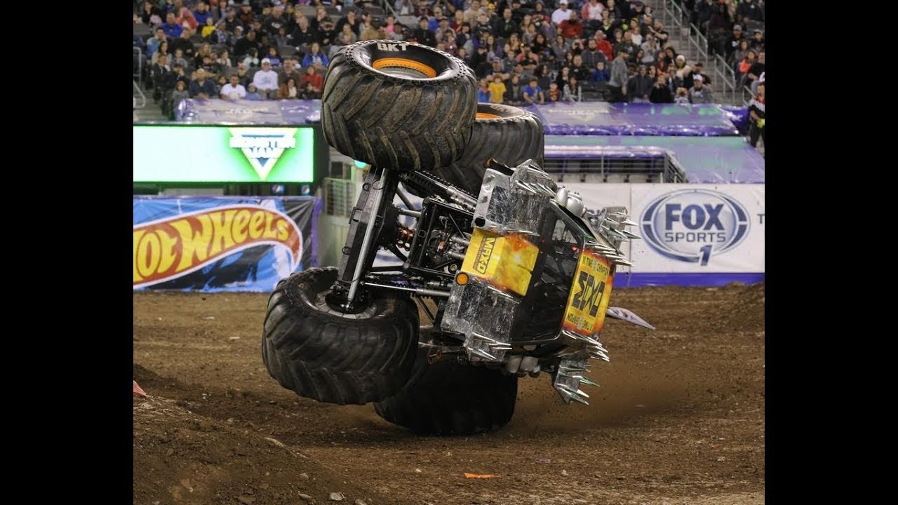 Monster Jam Top 10 Neil Elliott Max-D Saves!