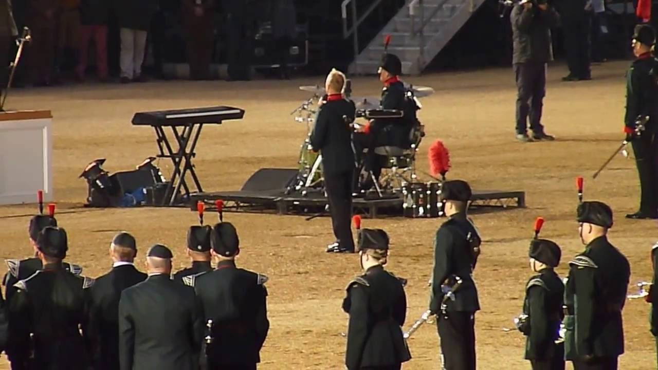 The Rifles Sounding Retreat 2016 18