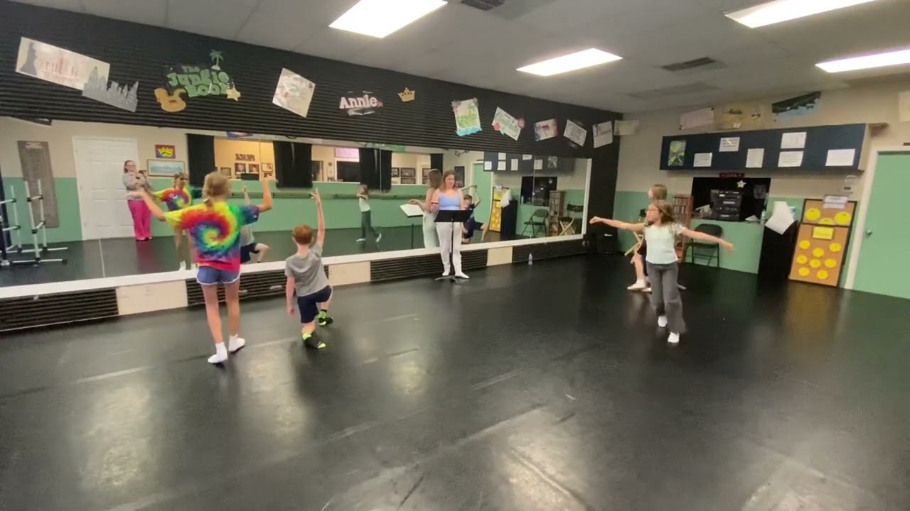 Moon and Me young dancestors