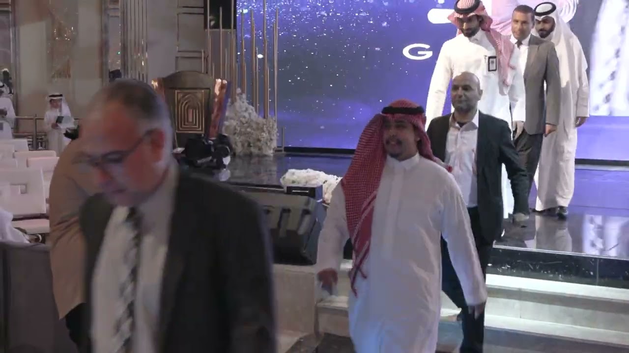 حفل تخرج القسم ( الابتدائي و المتوسط ) بنين ( وطني - عالمي ) - مدارس منارات المدينة ٢٠٢٤