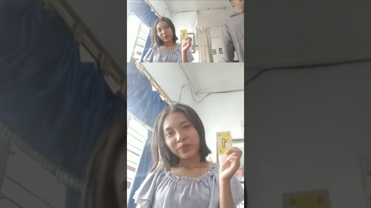 Berubahnya Ekspresi setelah terpaksa 1 jari bawah telinga