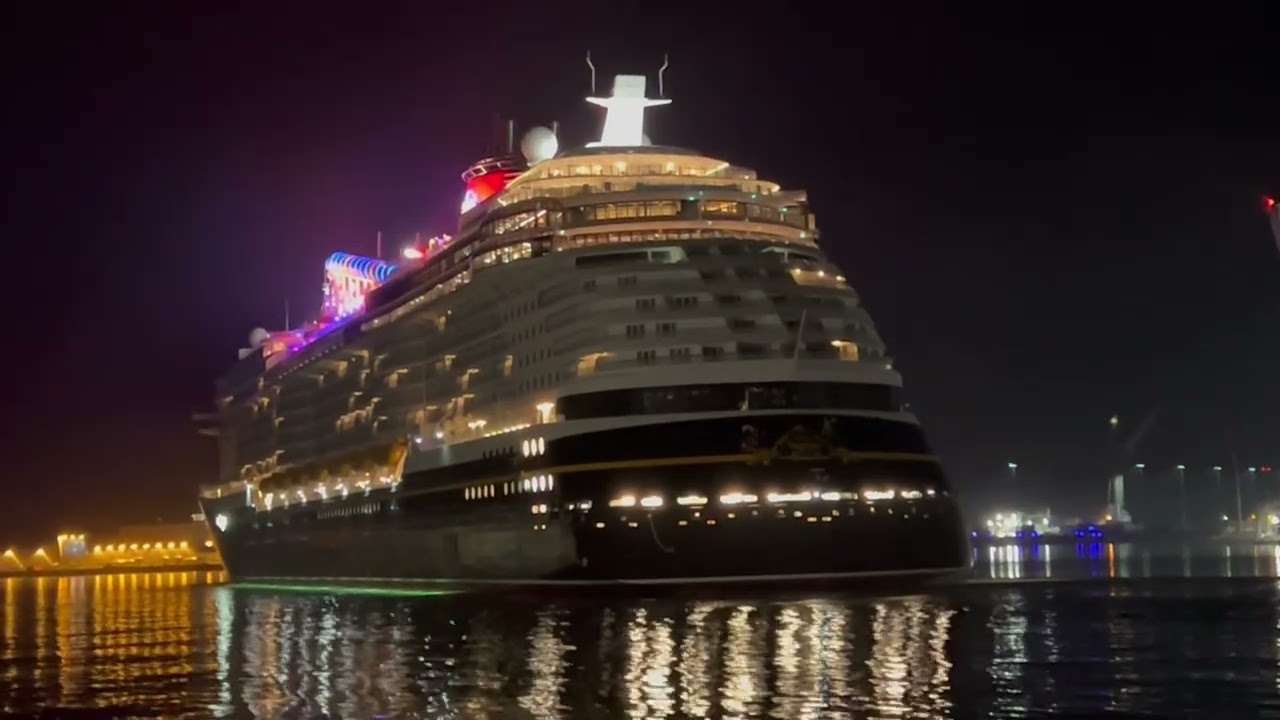 Disney treasure arriving in Port Canaveral Florida