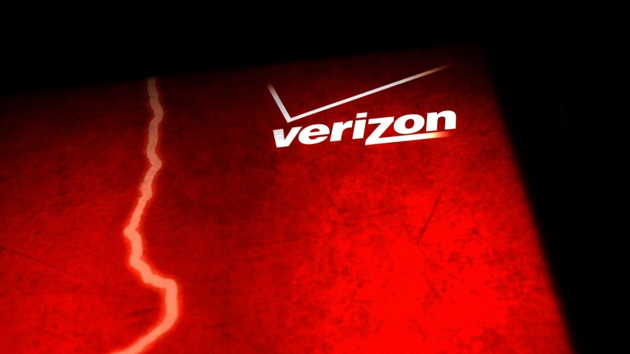 Verizon is finally offering unlimited data again