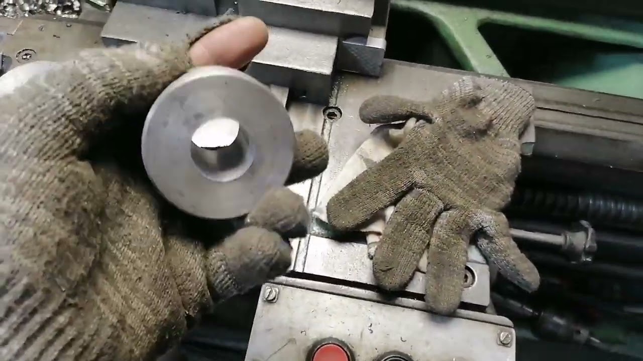 Минитрактор МТЗ 082/132 ремонт поворотного узла