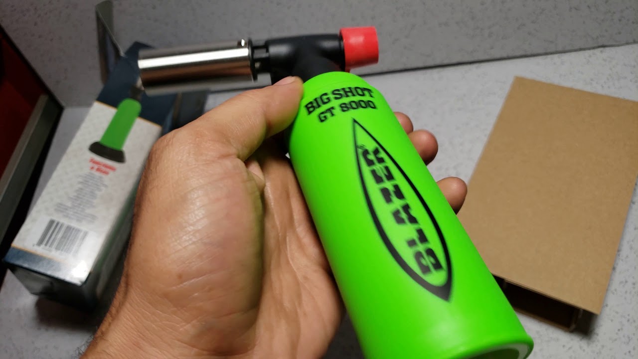 Unboxing the Blazer Big Shot GT8000 torch