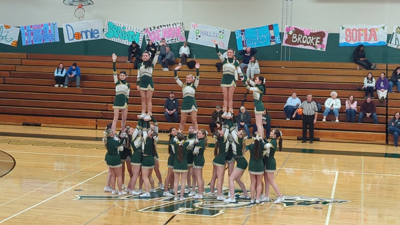Unstoppable Energy! WA Cheerleaders at Girls Varsity BB (1/8/26)