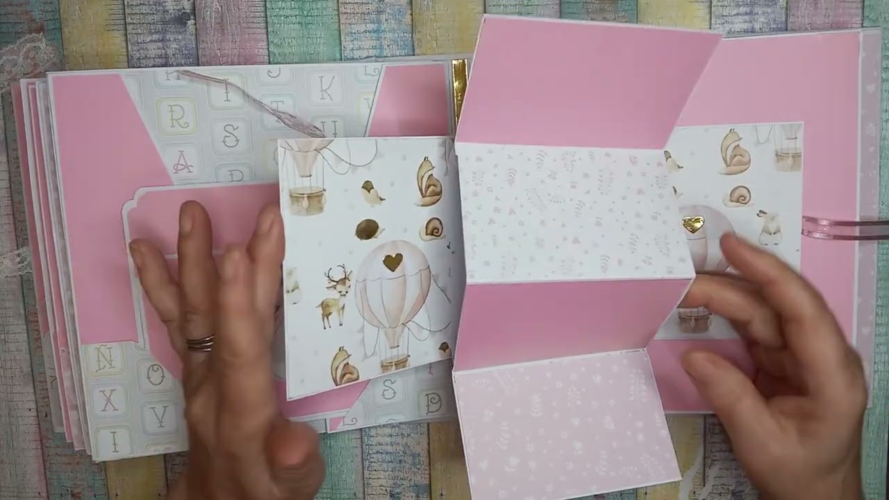 Album inspiración bebe , y regalitos para unas amigas 