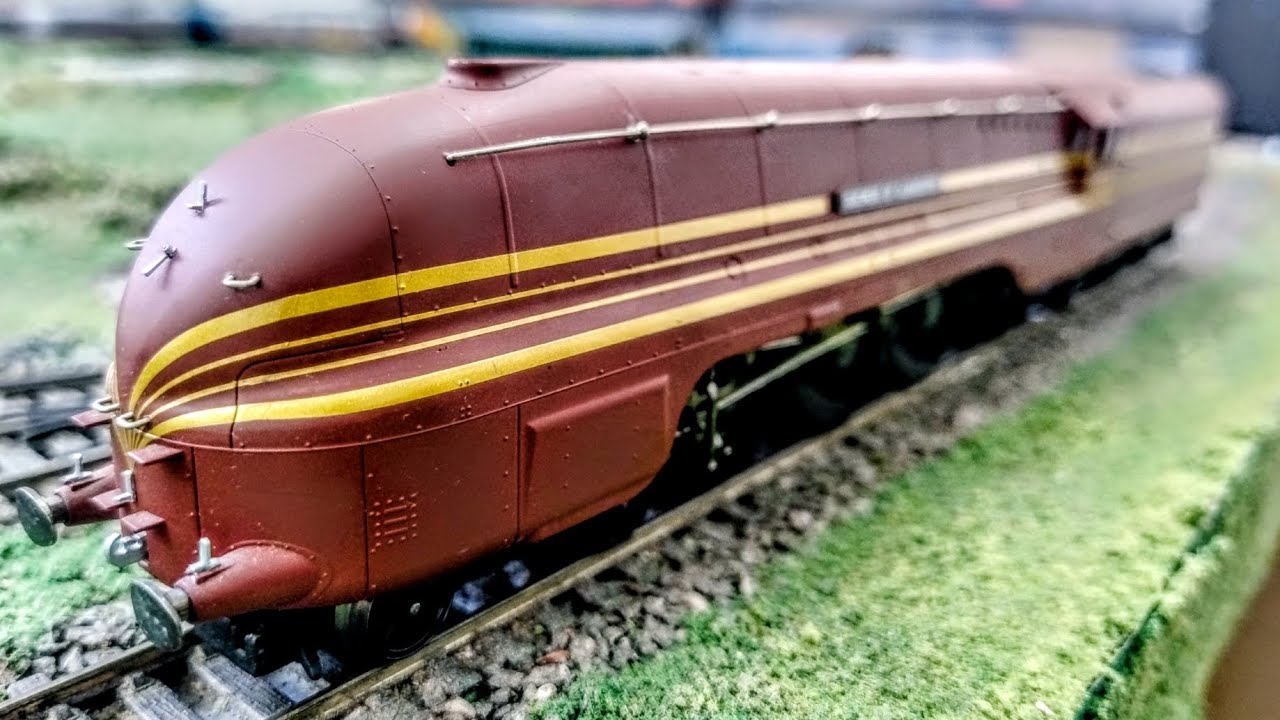 Каталог Hornby 1981 года. Железнодорожная история. Обслуживание и эксплуатация парохода LMS Duche...