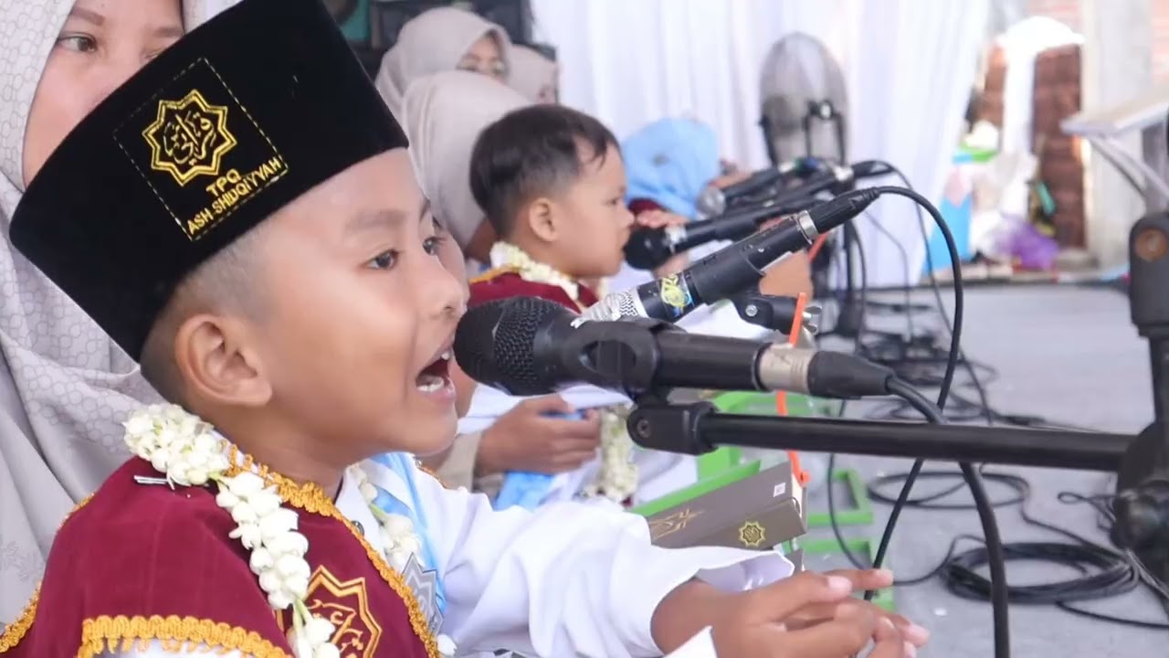 KHOTAMAN DAN IMTIHAN TPQ ASH SHIDQIYYAH KE 9 BALITA - cover maha guru