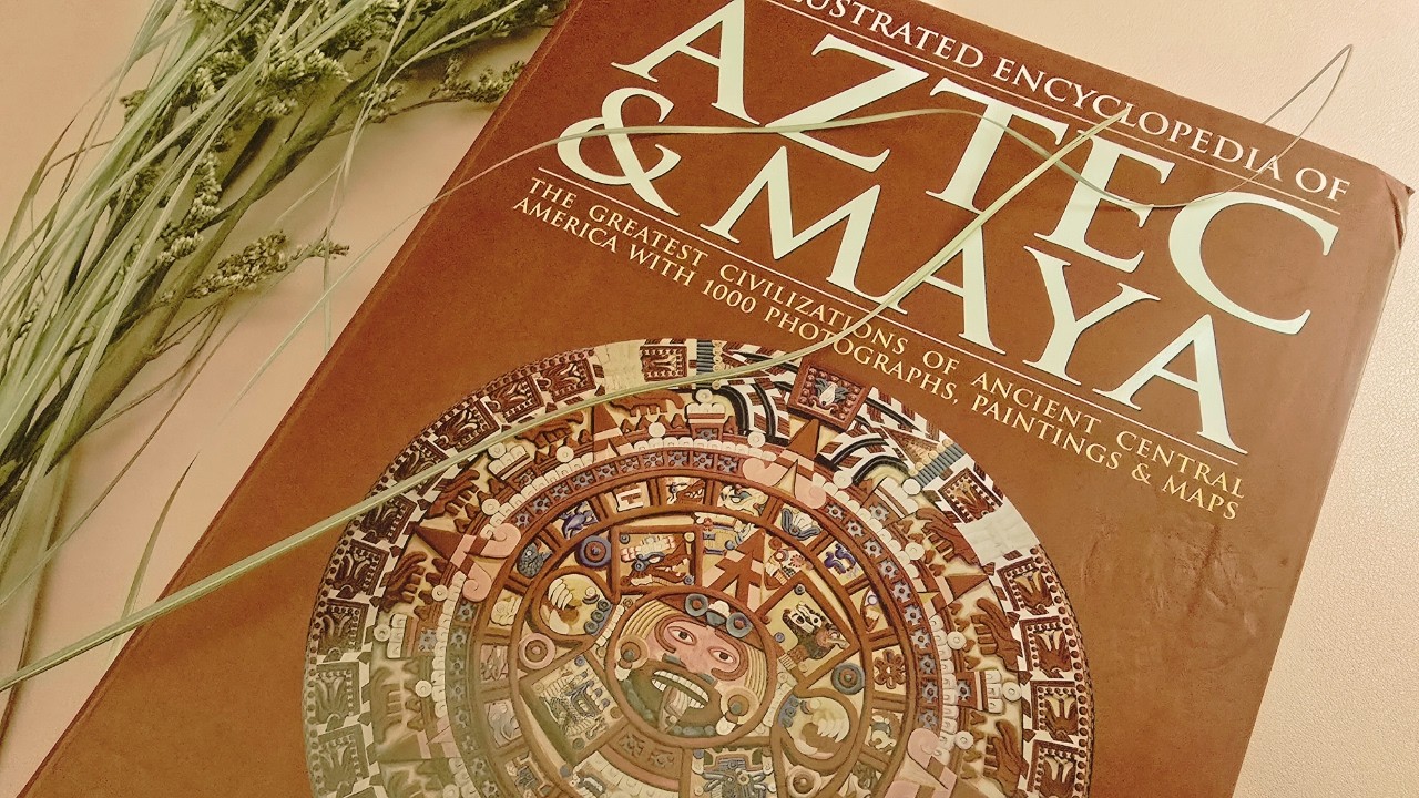 ⏰️ 5 Hours of Book Page Turning w/Squeezing & Brown Noise - Sleep, Study & Relaxation - No Talking