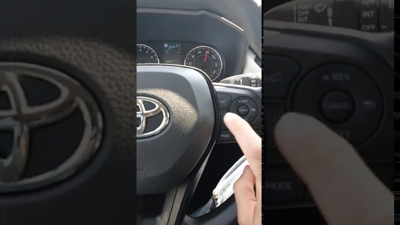 Control velocidad crucero adaptativo y cambio de carril Toyota Rav 4.