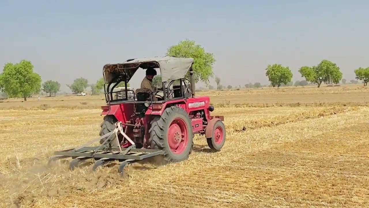Mahindra की 7 हलो में पावर देखो and कॉमेंट करो🚜🚜#mihindra #trendingvideo #tractorkivideo #viralvideo