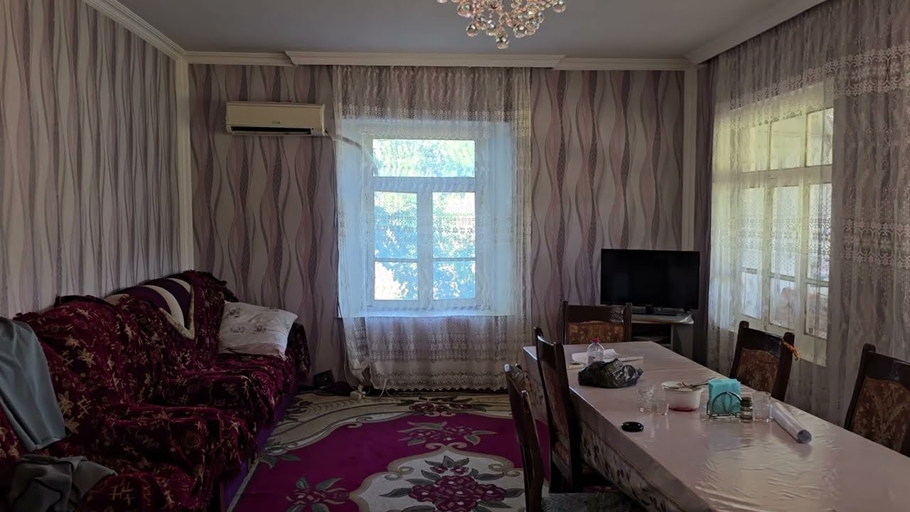 Balakəndə heyət evi satilir əlaqə 0503693002 0554693002 vatsap var Tural makler Balakən 