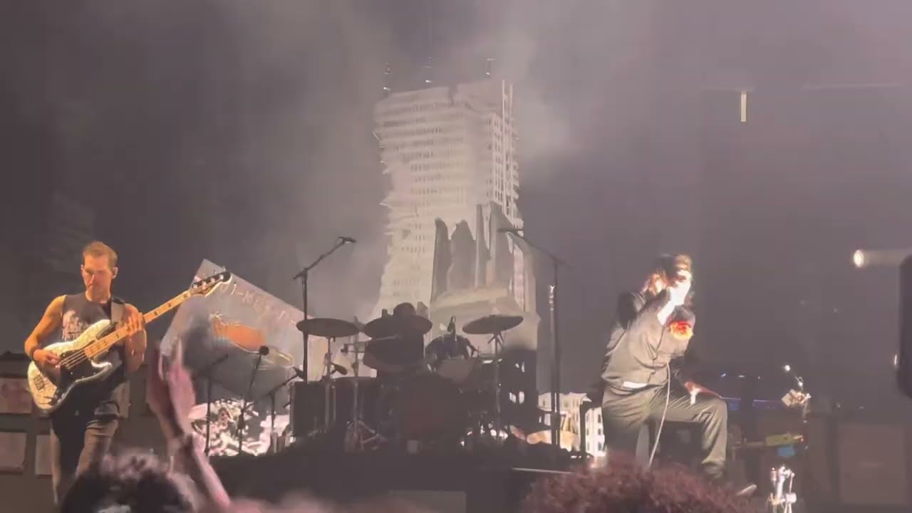 Everyone hates the Eagles - My Chemical Romance -  Live in Las Vegas 10/07/2022