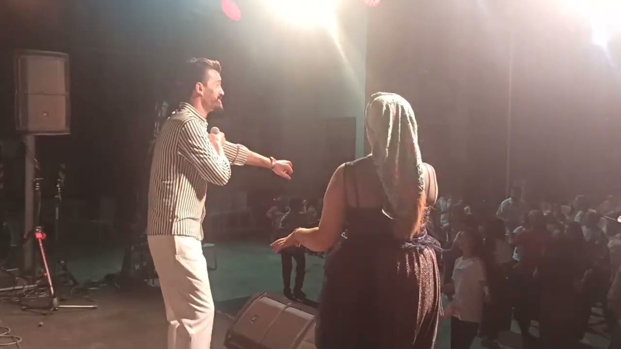 ADEM AKKUŞLU.KONYALI EDA MERSİN MUT KONSER PART 7