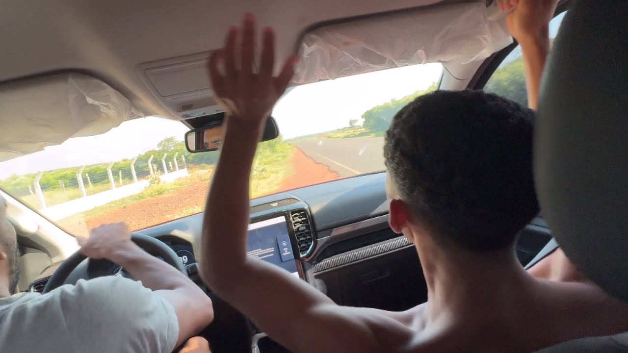 MARCÃO DORME NO VOLANTE E O BRUTINHO SE DESESPERA