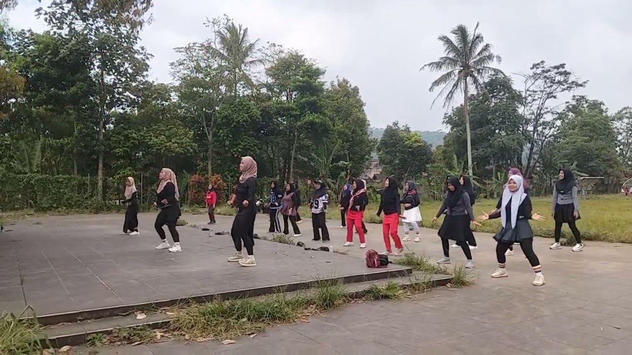 Senam kreasi jaran goyang, asyiiik 