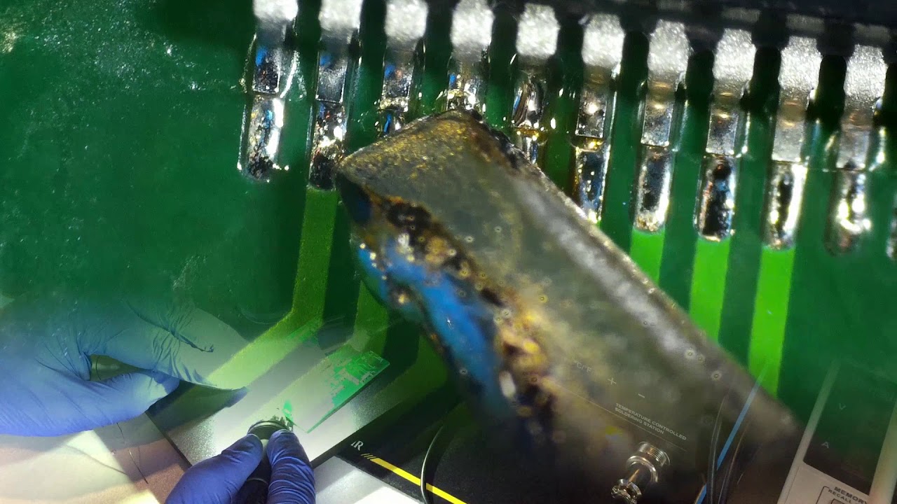 Soldering  a TQFP-144 under my new microscope