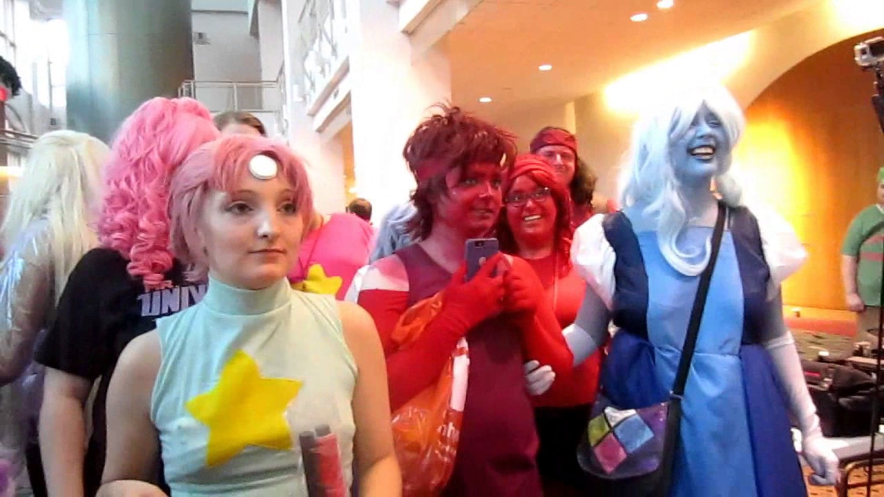 Steven Universe meetup at Anime Milwaukee 2-18-17