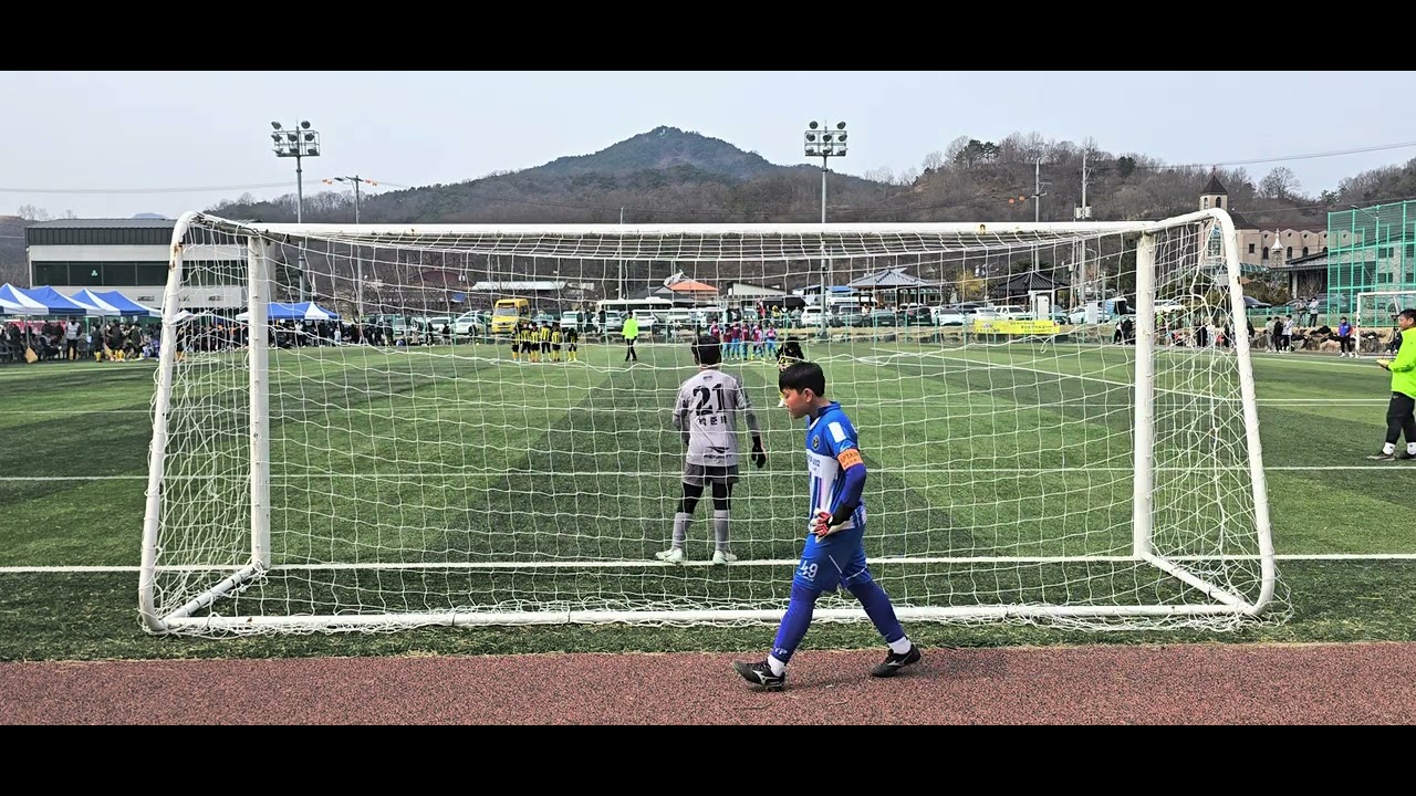 정읍로얄 FC : 통영FC 승부차기  2년연속 준결승전 승부차기 서로에게 박수를...