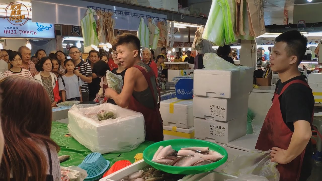 永安漁港最活潑的拍賣哥，魚蝦貝類讓你買到手軟 Seafood acution