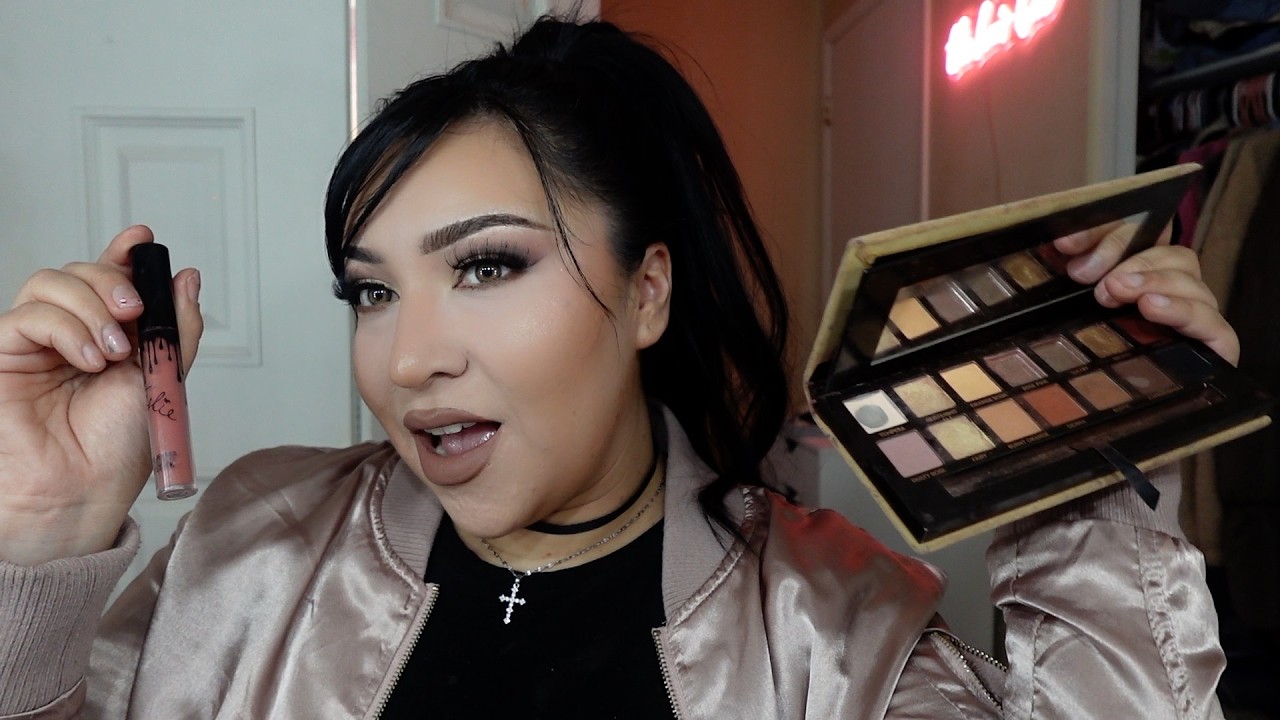 doing my makeup like its 2016