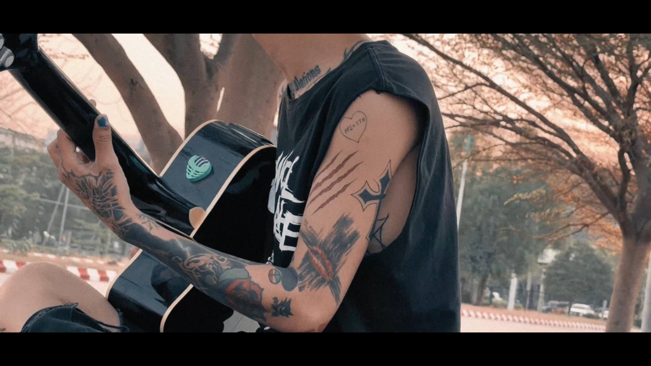 pGb - Headache (Official Video)