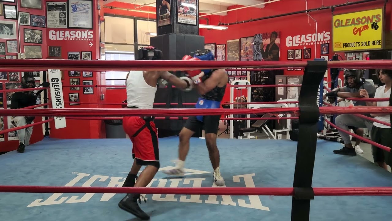 Legendary Gleason's Gym sparring session
