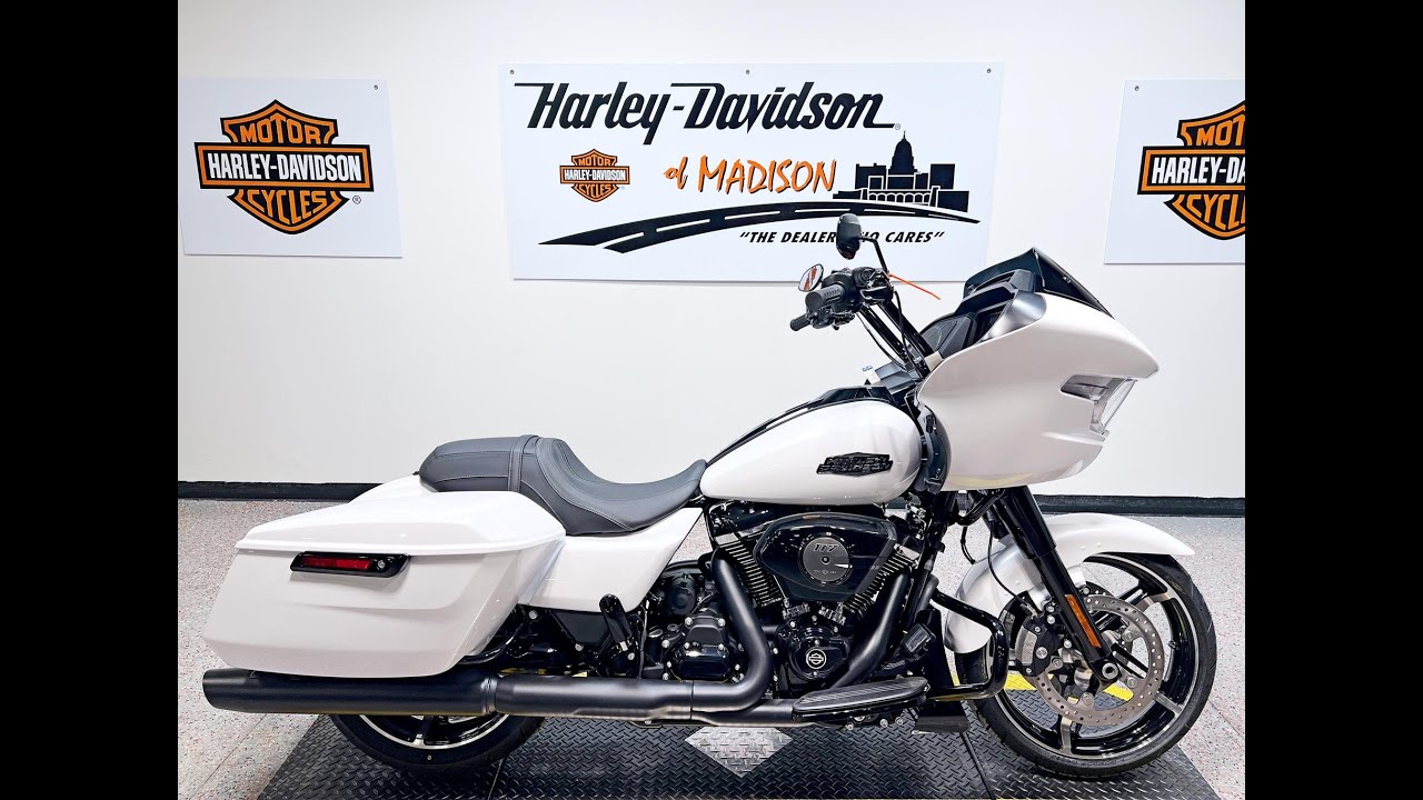 2025 FLTRX White Onyx Pearl BLK Trim Road Glide