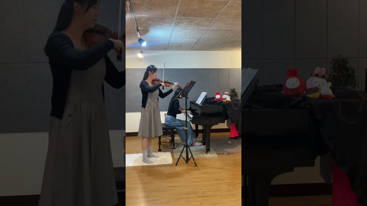 Stravinsky: Italienne Suite for violin and piano(Introduction and Gavotte)