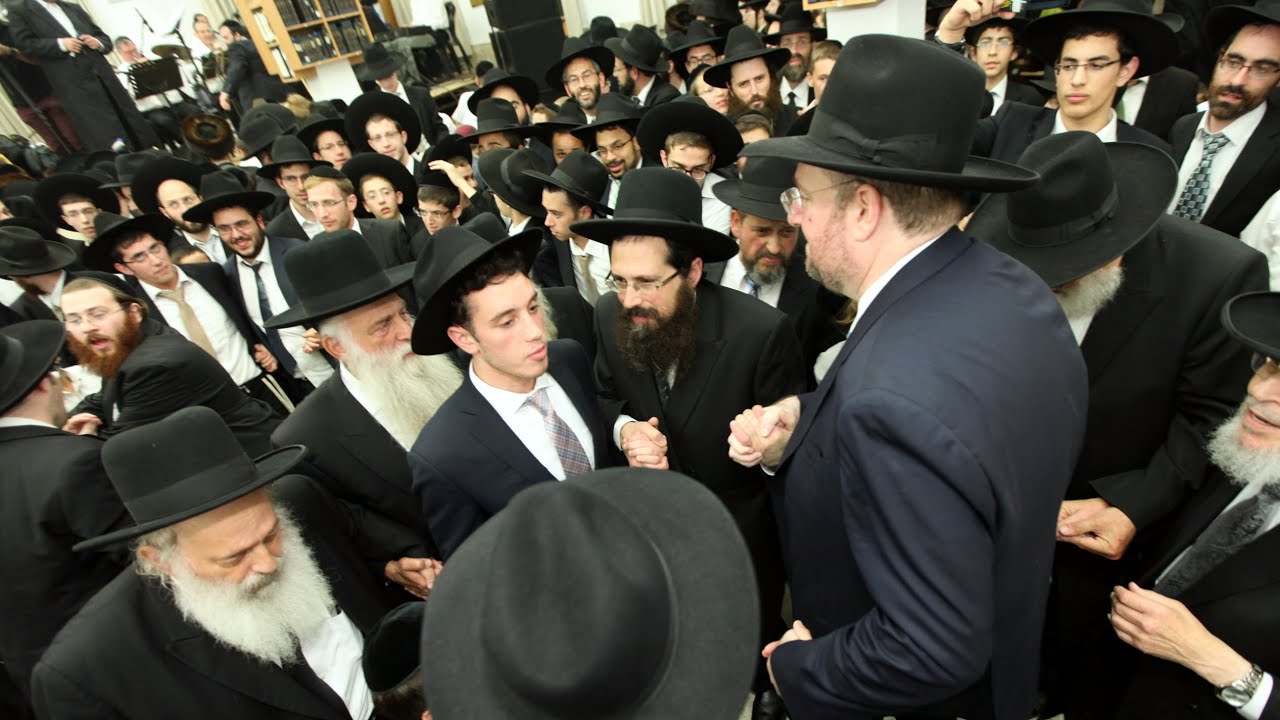 Simchas Beis HaShoeva @ Mir Yerushalayim - Sukkos 5776 / 2015