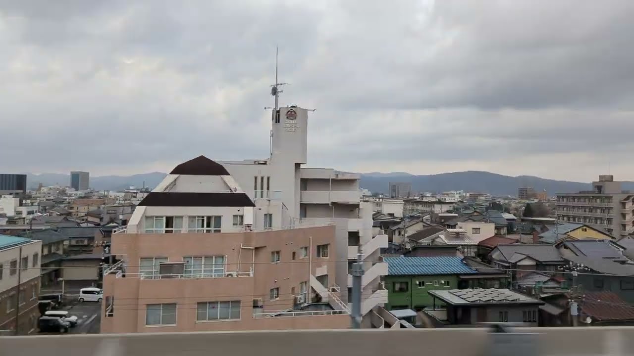 20251230 北陸新幹線つるぎ28号 金沢へ (1)