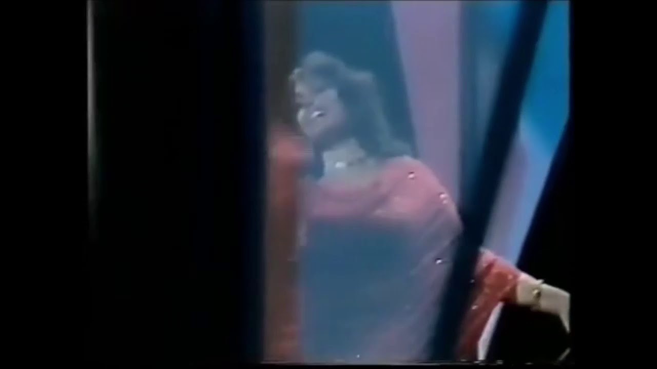 Ho Wey Dupatta Gul Anari Dil Mangda , by MUSARRAT NAZIR