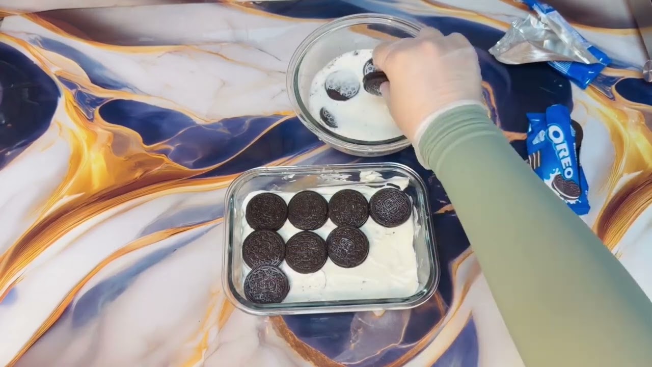 تشيز أوريو بطريقة سهلة وسريعة🍰Easy and Quic Oreo Cheesecake 🍰👌🏻😋#dubai #explore #اكسبلور uae ##food 