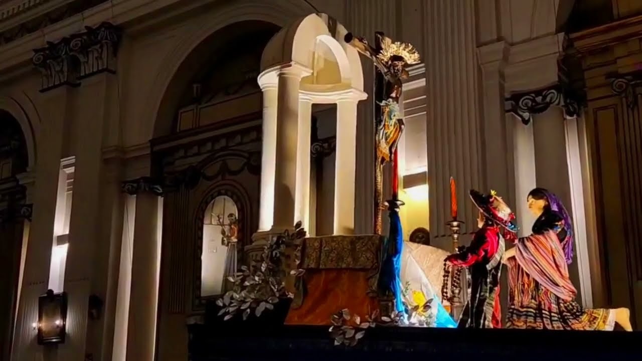 Salida del Milagroso Señor de Esquipulas del Templo Histórico de San Francisco 