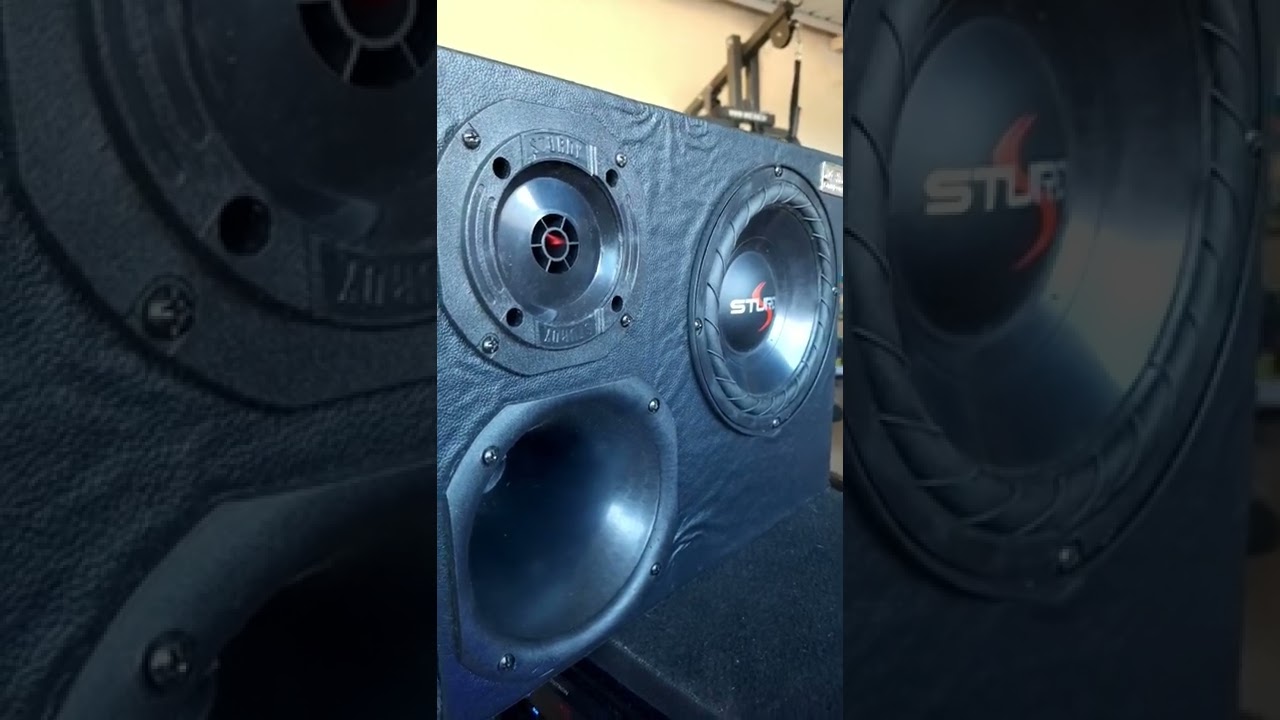 Som barato tamb&eacute;m toca? sturdy trio 8 polegadas amplificada comprado na shoppe