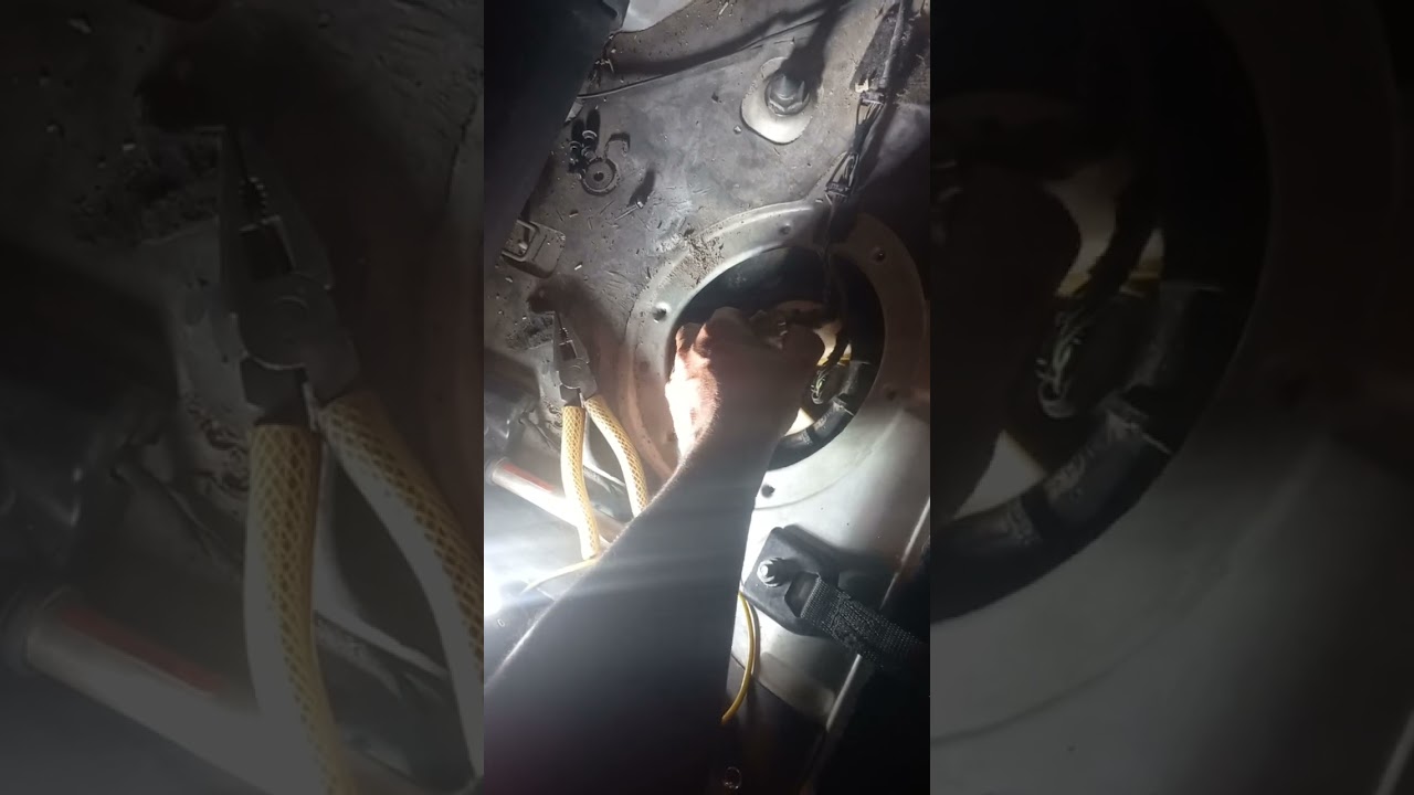 troca da bomba de combustível Mercedes-Benz c200