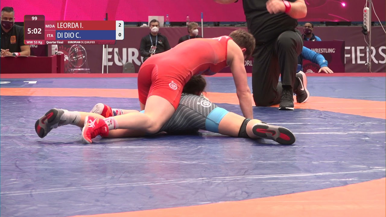 1/4 WW - 53 kg: I. LEORDA (MDA) v. C. DI DIO (ITA)