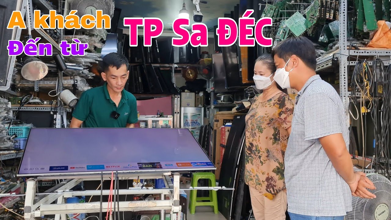 Anh khách từ TP. SaĐec đưa TiVi SamSung QA49Q7 đến Cường sửa lấy liền#lexuancuongtv