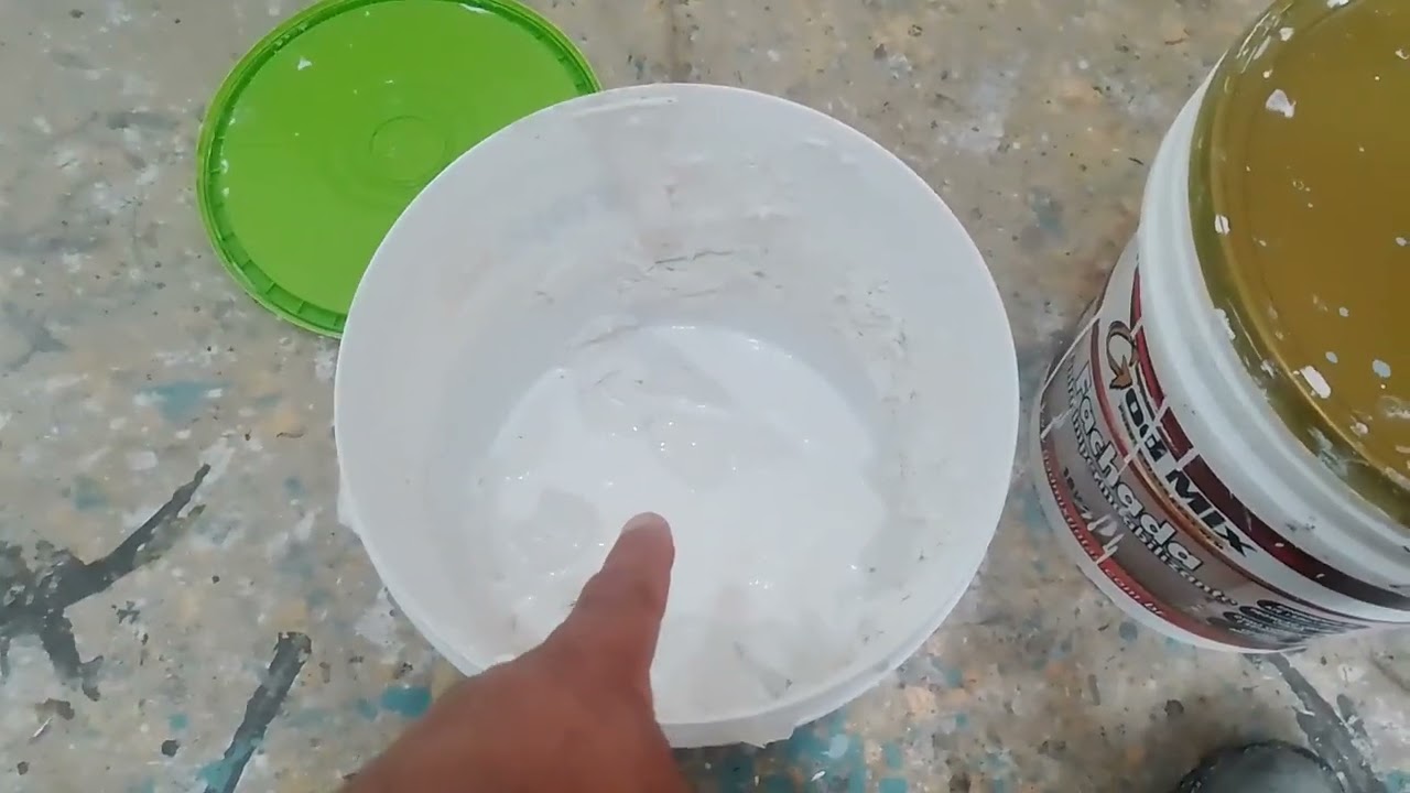 APRENDA A MISTURAR TINTA ACRILICA, MASSA CORRIDA E COLA BRANCA!