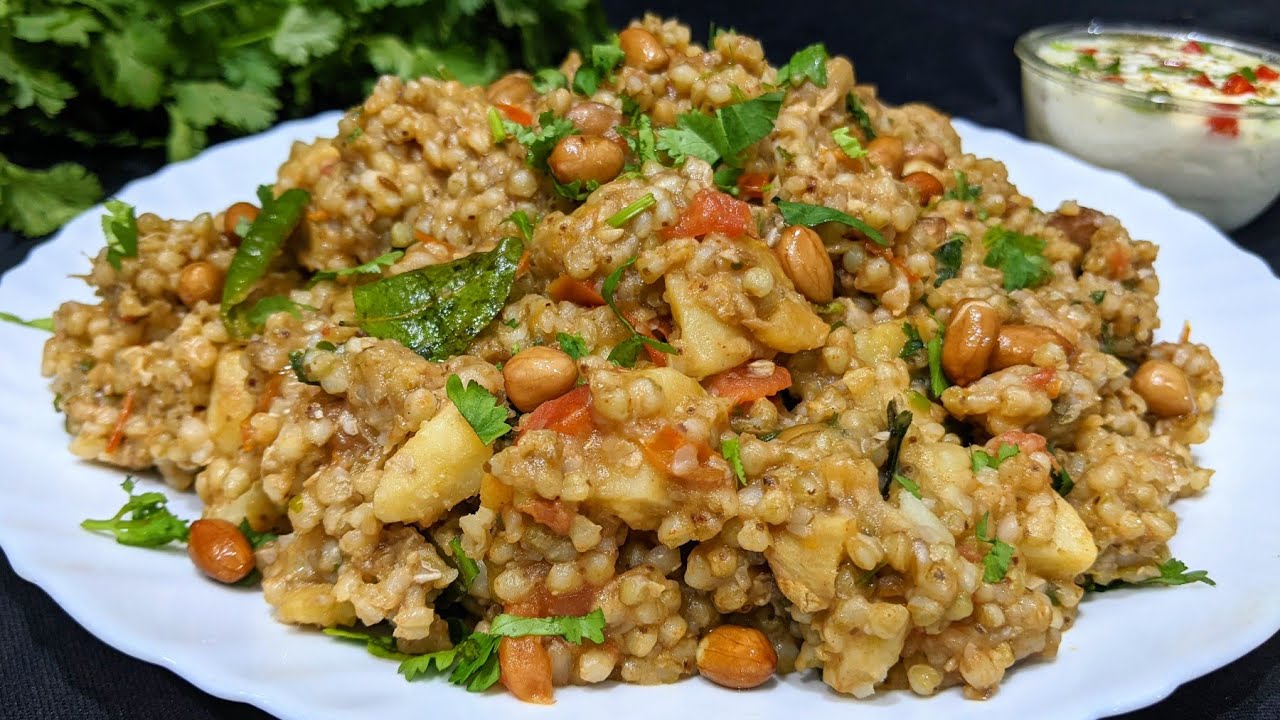 नवरात्रि पर बनाये हेल्दी और टेस्टी कुट्टू की खिचड़ी | Buckwheat Khichdi | Kuttu ki Khichdi Recipe.
