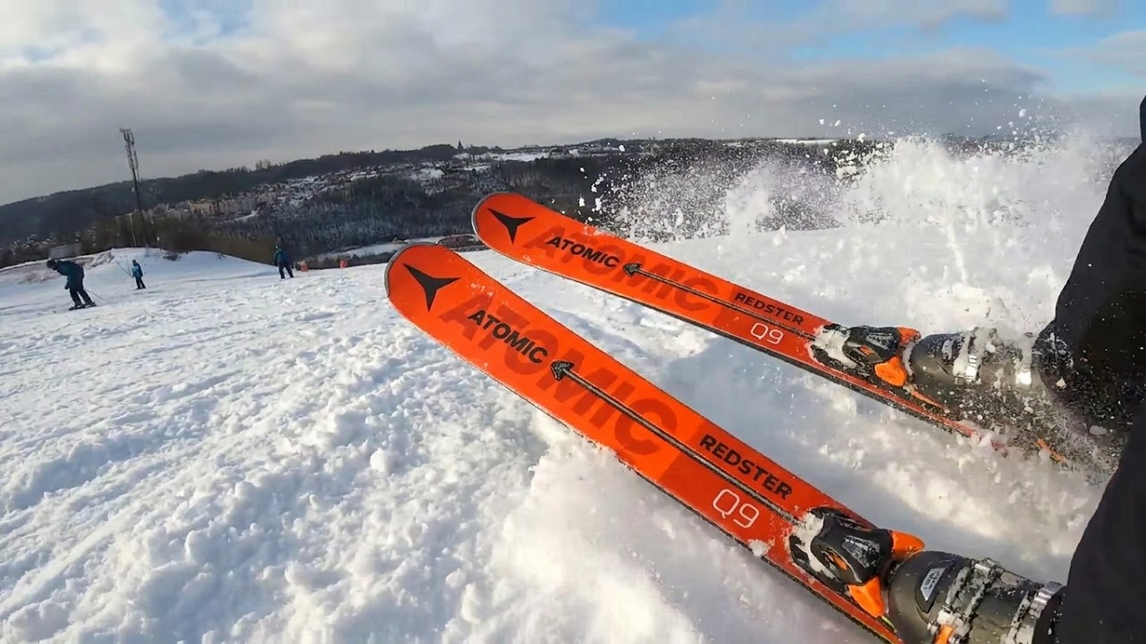 Ski Areál Hlubočky [4K] Atomic Redster Q9 Revoshock S