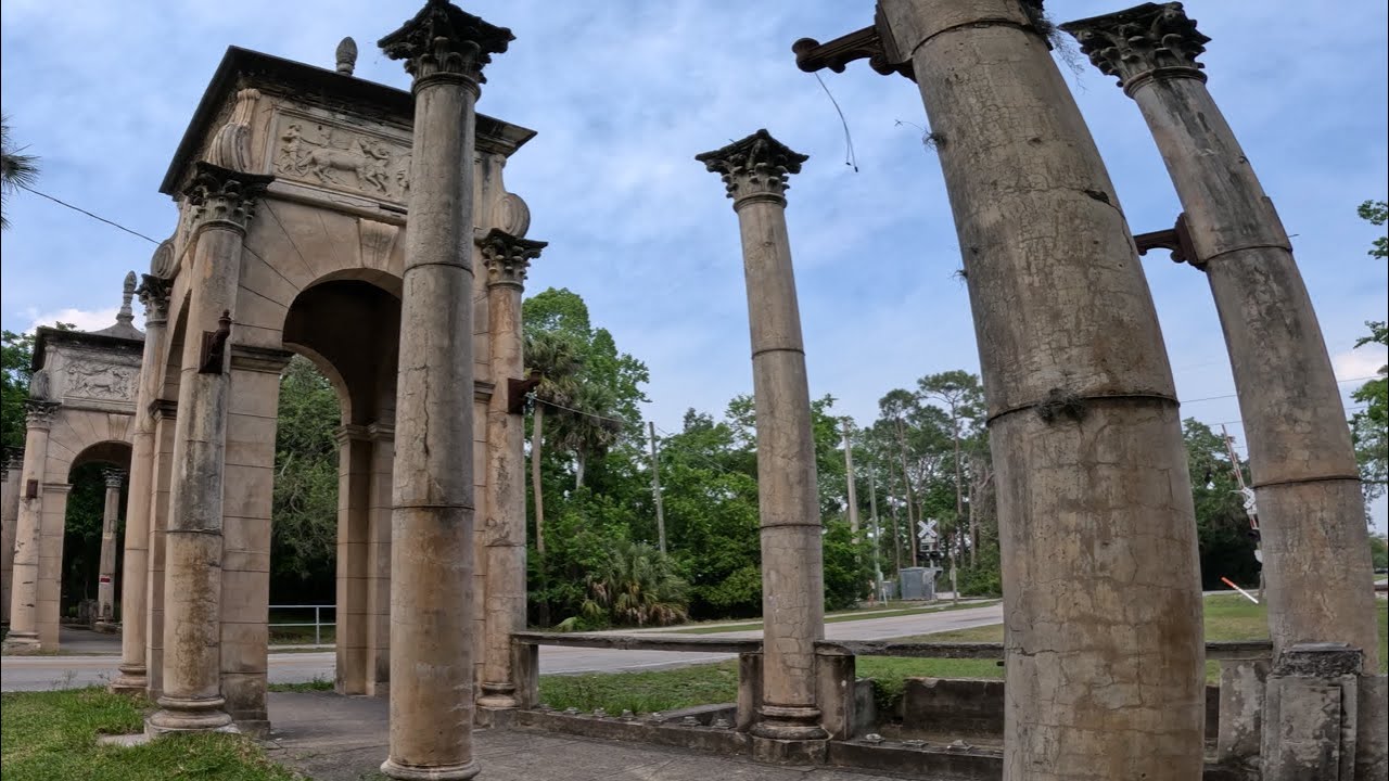 Calle Grande Arch Ruins in Ormond Beach, Florida